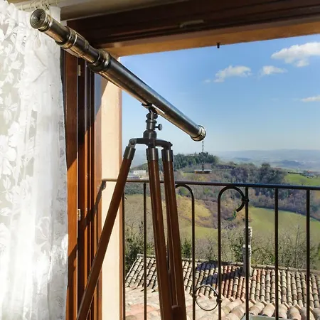 Pomarancio * Saludecio